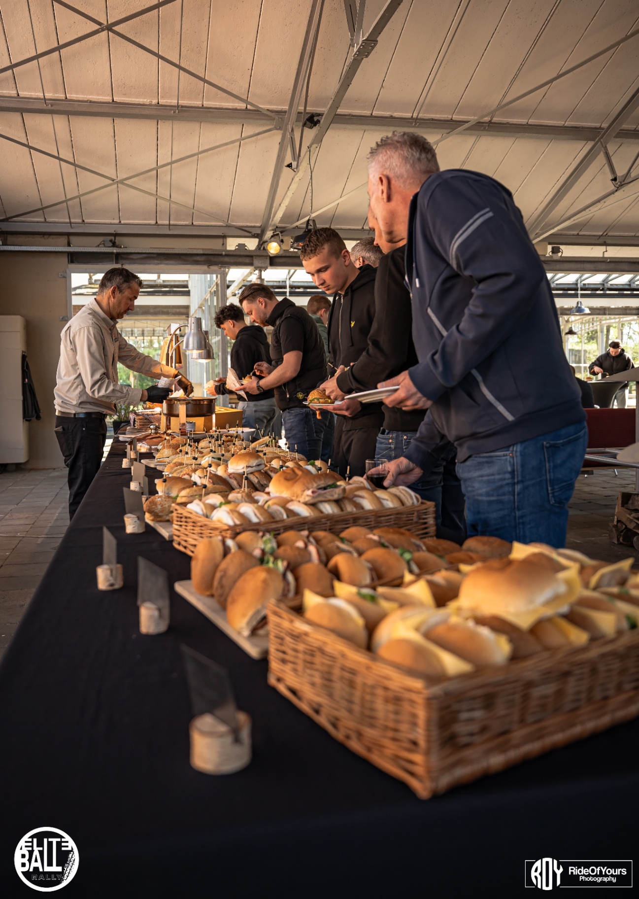 Catering en lunchmoment tijdens Eliteball Rally